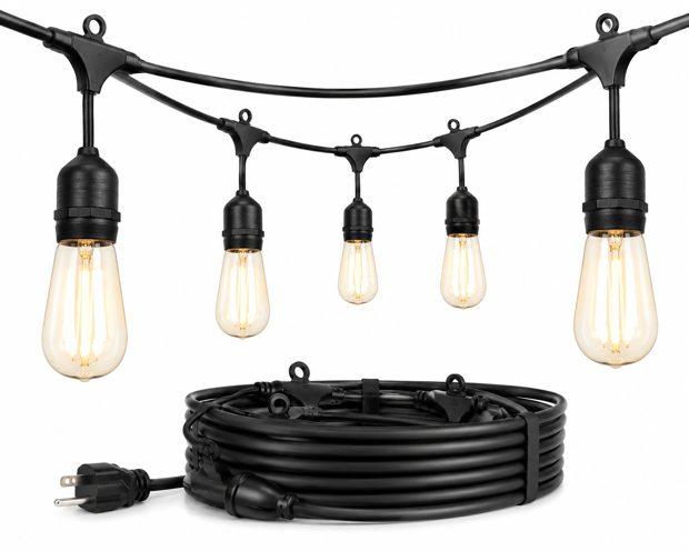 Outdoor string lights